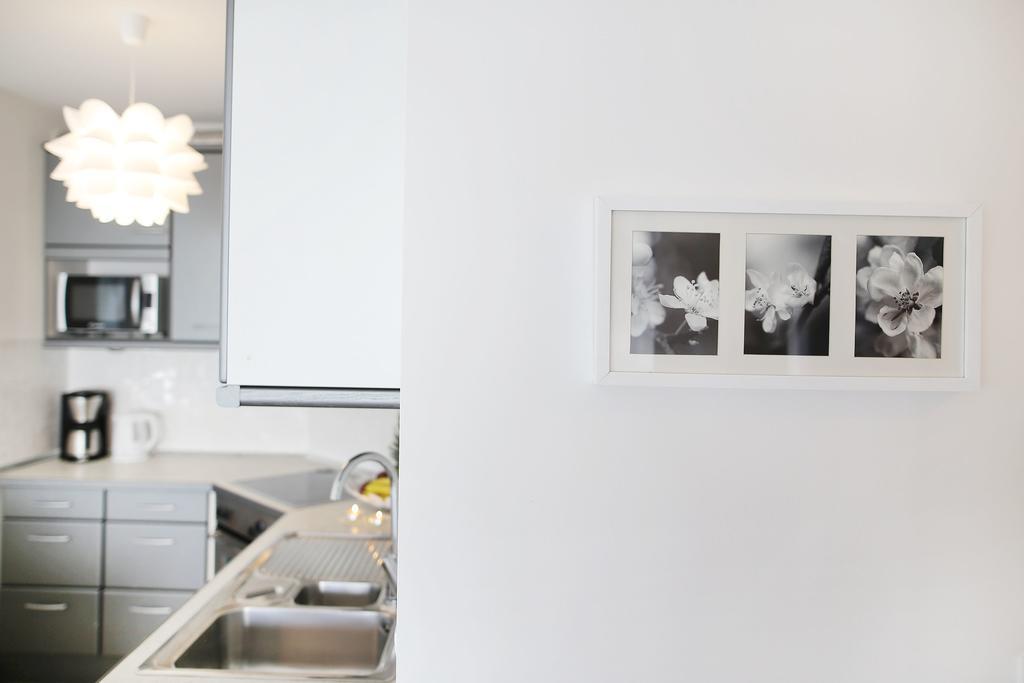 Apartment Flowers, Free Garage Parking Zadar Bilik gambar