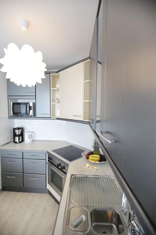 Apartment Flowers, Free Garage Parking Zadar Bilik gambar