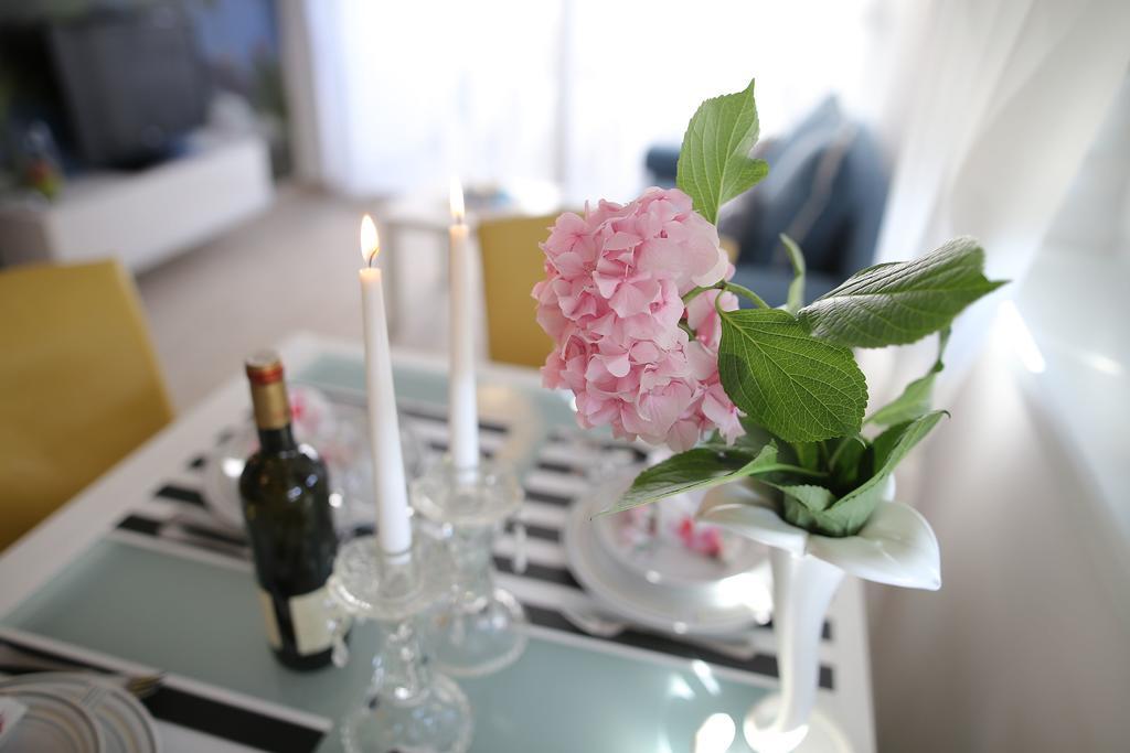 Apartment Flowers, Free Garage Parking Zadar Bilik gambar